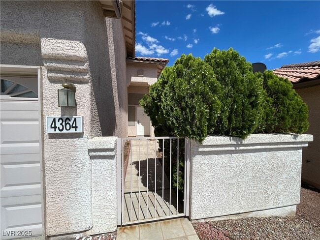 Building Photo - 4364 Mesa Hill Dr