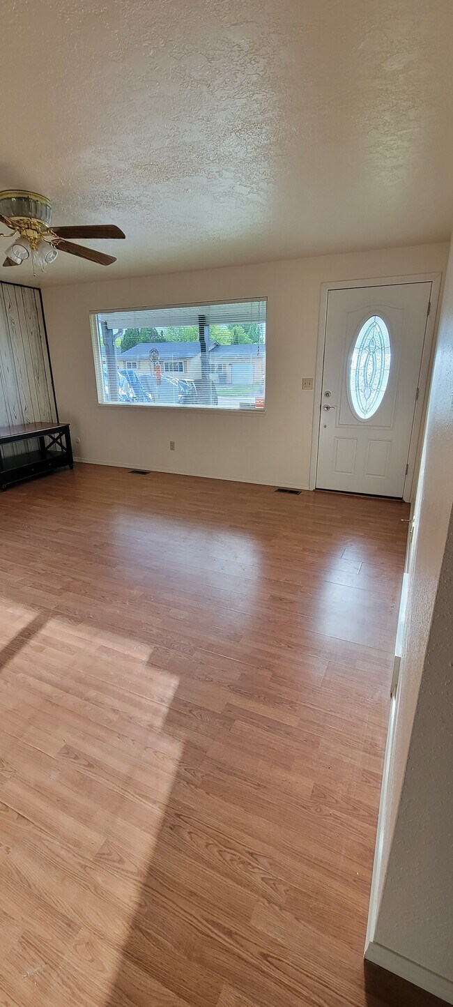 3745 Dove Dr, Pocatello, ID 83201 House Rental in Pocatello, ID