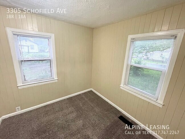 Foto del edificio - 3305 Schofield Ave