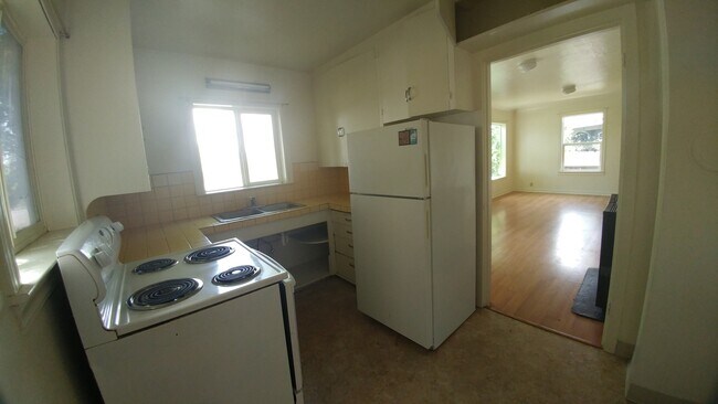 Foto del edificio - 2 Bedroom 1 Bath- House