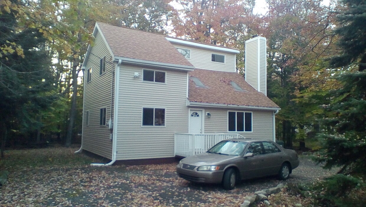 Foto del edificio - 228 Greenbriar Cir