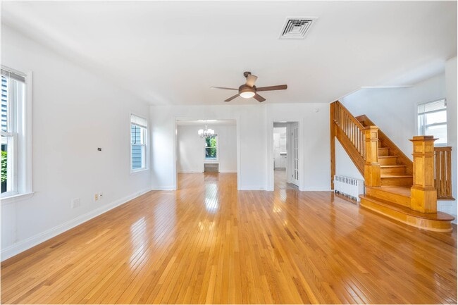 Foto del edificio - 85 BARROWS Ave