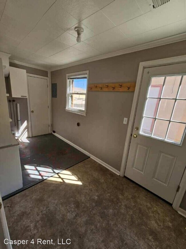 Building Photo - 2 br, 1 bath House - 601 S. Jackson