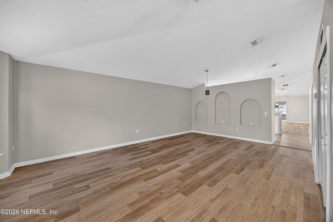 Building Photo - 1845 Saga Ct