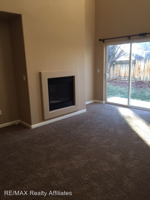 Building Photo - 5575 Cathedral Peak Dr
