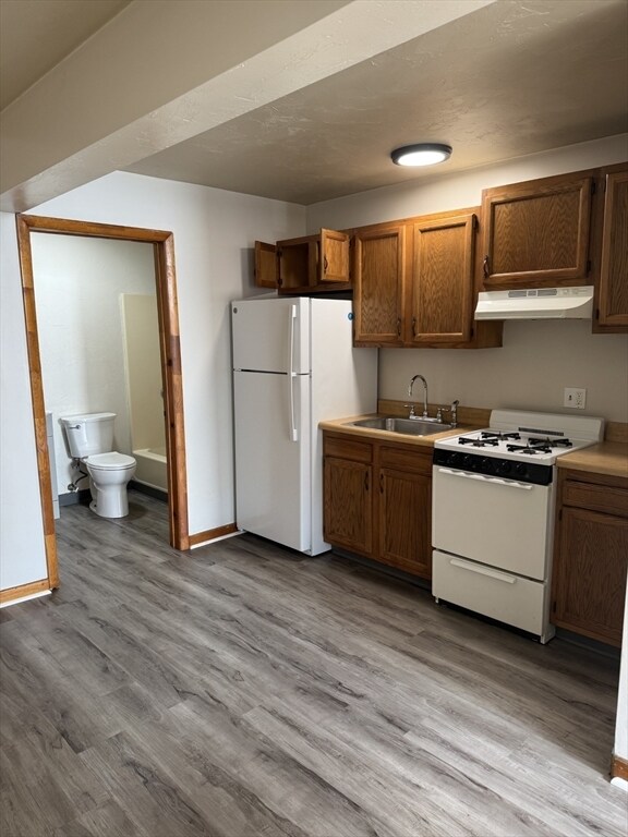 Building Photo - 9 Montello St