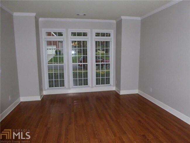 Building Photo - 4432 Beacon Hill Dr SW