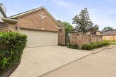 Foto principal - 6834 Oakwood Trace Ct