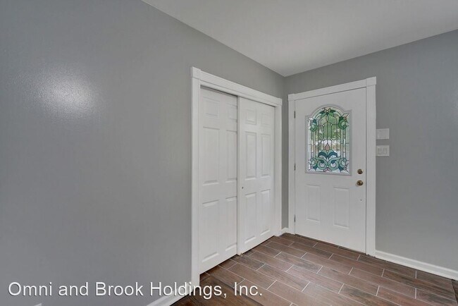 Building Photo - 3 br, 1 bath House - 36 Maple