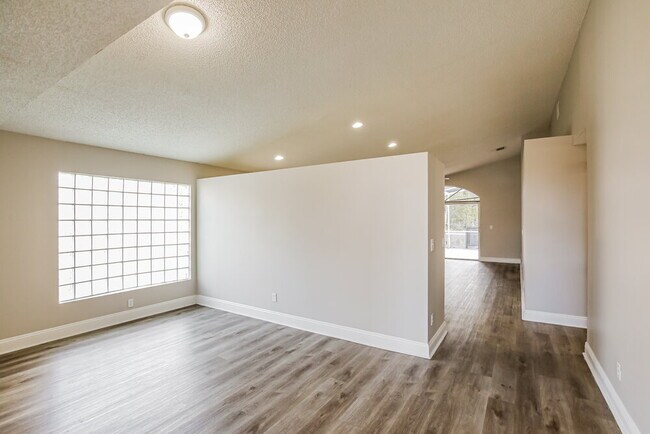 Foto del edificio - 18200 SW 6th St