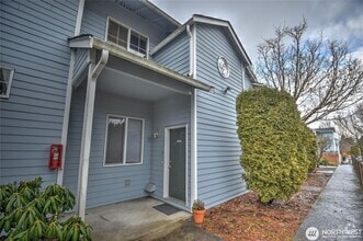 Building Photo - 6304 Barstow Ln SE
