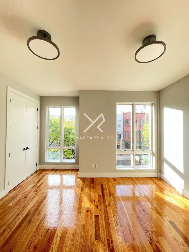 Building Photo - 1 bedroom in BROOKLYN NY 11207