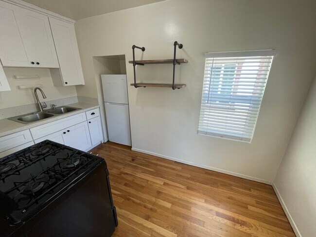 Foto del edificio - **CHARMING CASITA ** 1Bedroom / 1 Bath ava...