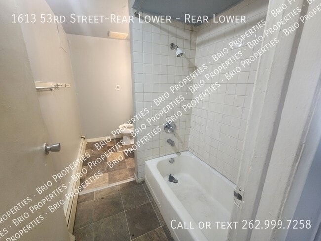 Foto del edificio - 1613 53rd St