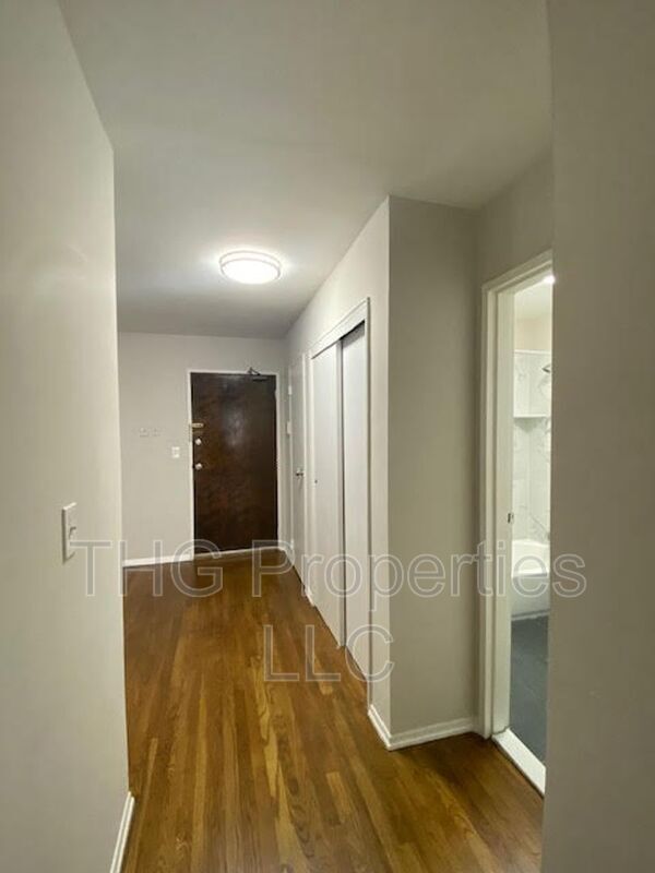 Building Photo - 259 Reynolds Terrace