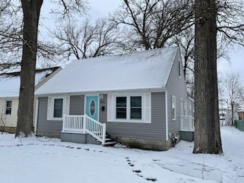 Building Photo - 1226 Latham Ave