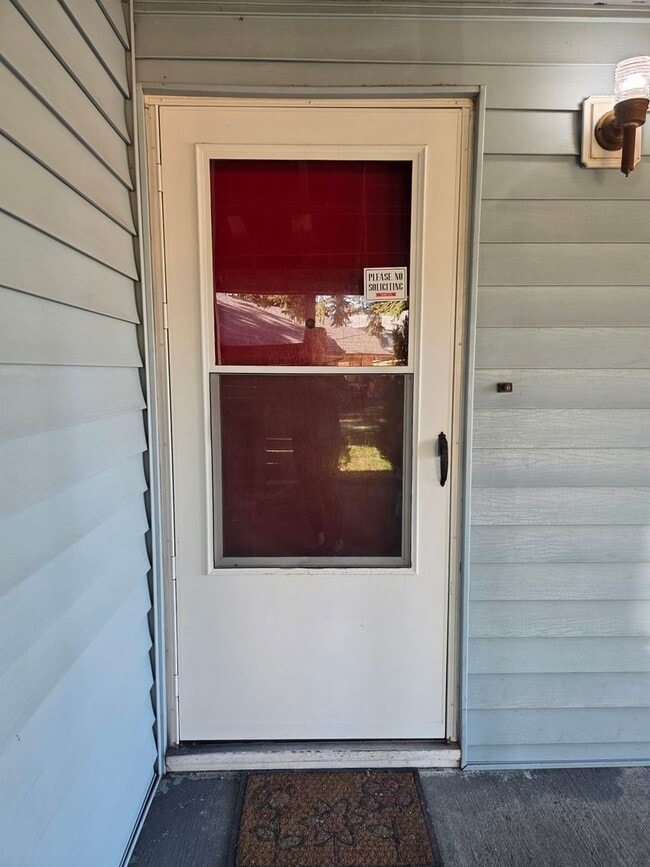 Photo - 249 S 187th St House