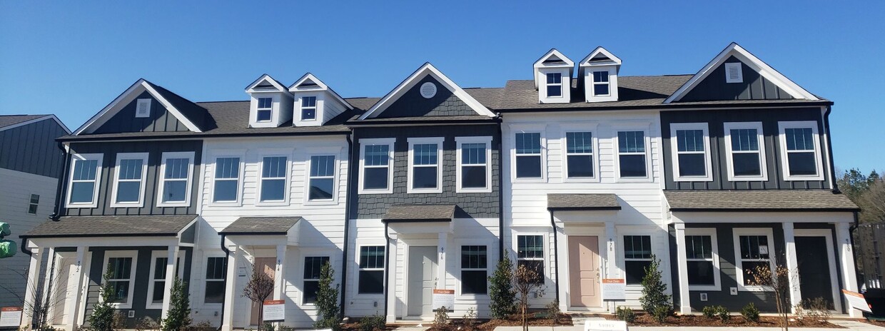 Primary Photo - January 2024 NEW 2 BD Townhome in York
