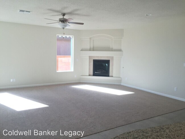 Foto del edificio - 3 br, 2.5 bath House - 5028 Calle Espana NW