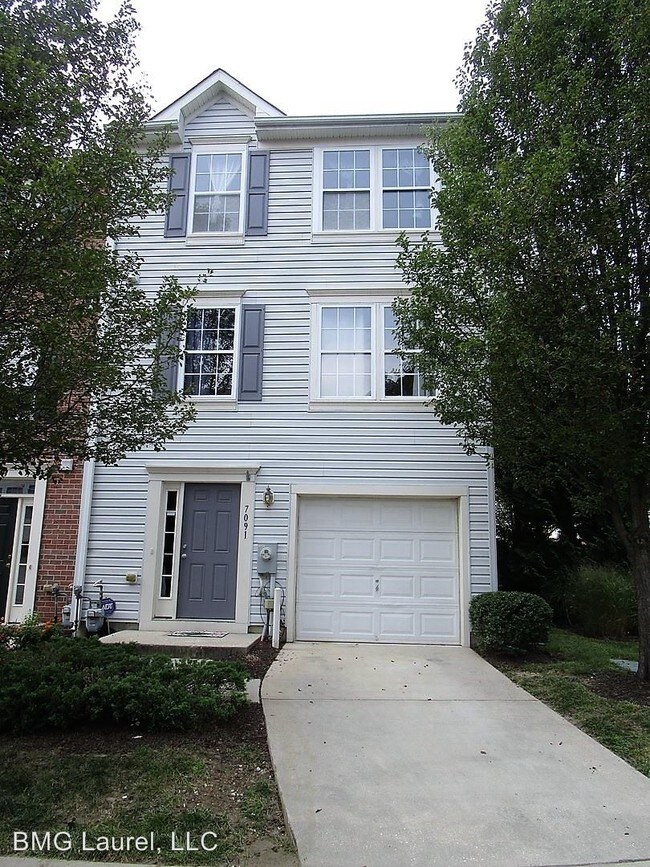 Foto del edificio - 3 br, 2.5 bath House - 7091 Water Oak Road