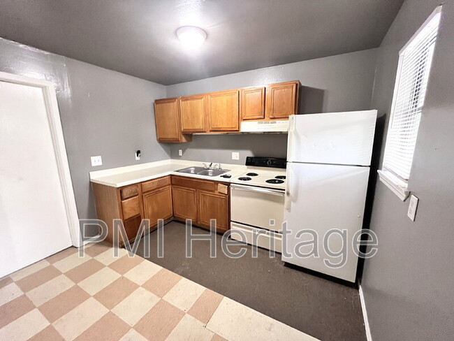 Foto del edificio - 809 E Huntsville Ave