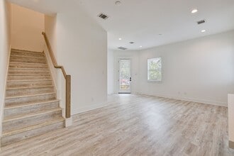 Building Photo - 2539 Judiway St