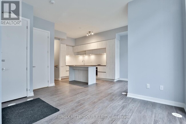 Building Photo - 2 Steckley House Ln