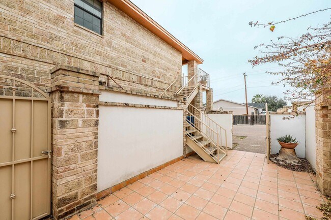 Foto del edificio - 607 Gale St