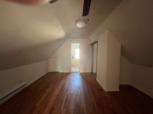 Building Photo - 89 W 20th St