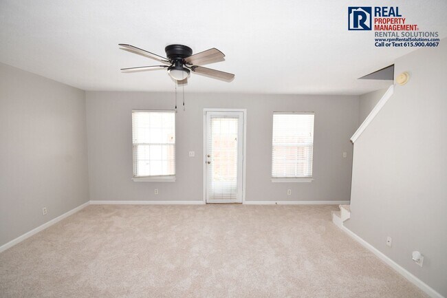 Building Photo - 3BR/2.5BA townhome in south Murfreesboro, close to I-24!