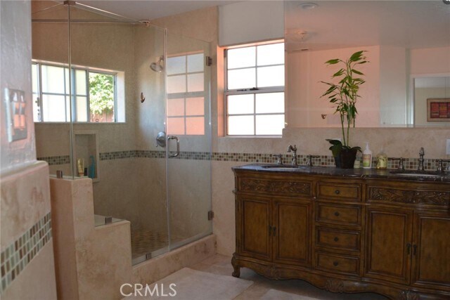 Foto del edificio - 22445 Dolorosa St