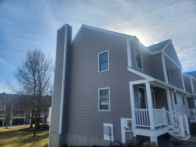Building Photo - 41 Sycamore Dr
