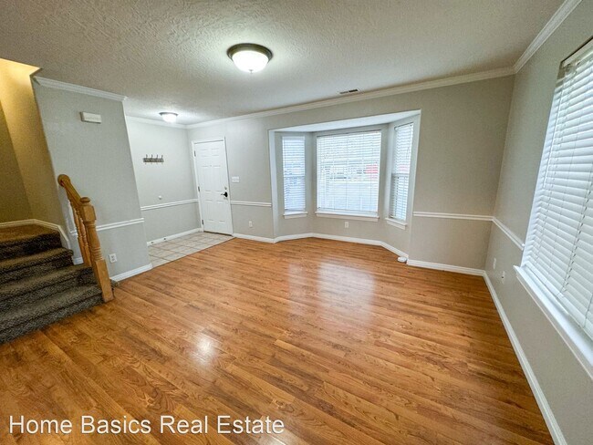 Building Photo - 3 br, 1.5 bath House - 448 E 350 S