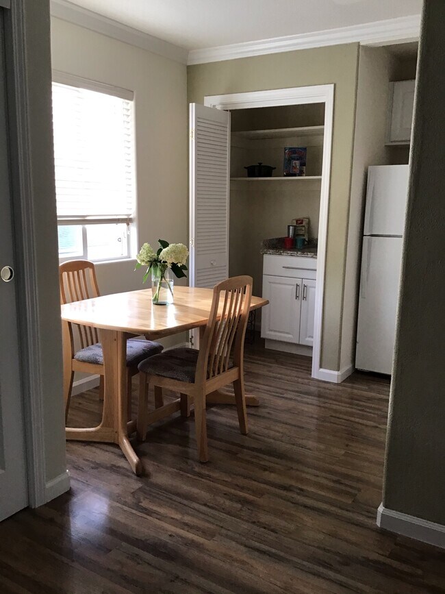 Cocina - 1724 3rd St