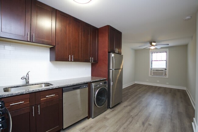 Foto del edificio - 725 St Johns Ave