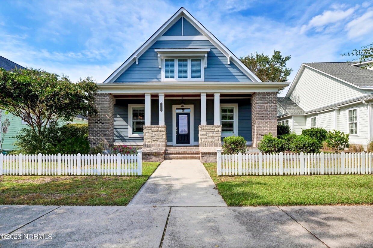 Primary Photo - 2065 Shelmore Way