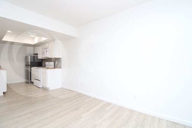 Foto del edificio - 10210 N 7th Ave