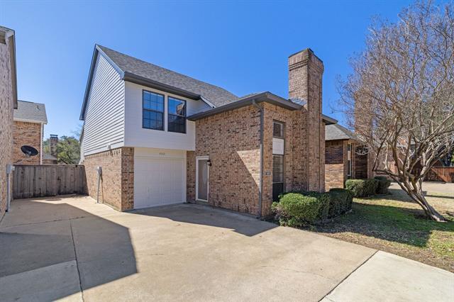 Foto principal - 400 Saddle Rock Ct