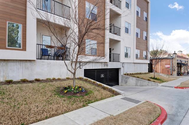 Foto principal - 5710 McCommas Blvd