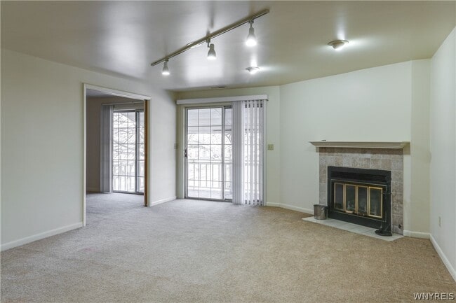 Building Photo - 1250 Youngs Rd