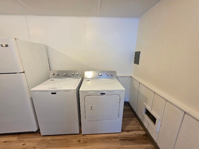 Foto del edificio - 6137 Memorial Dr