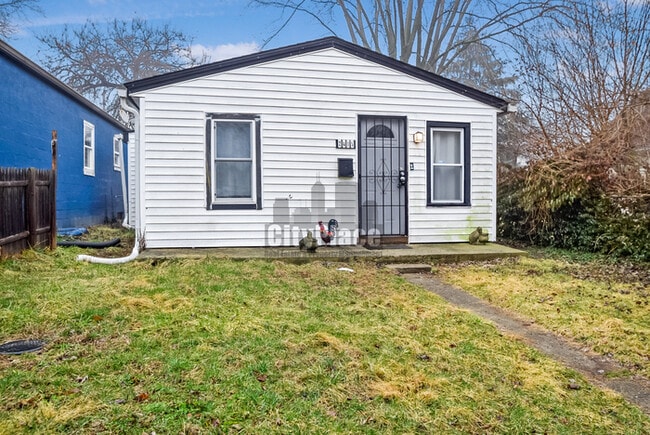 Foto del edificio - 2415 N Oxford St