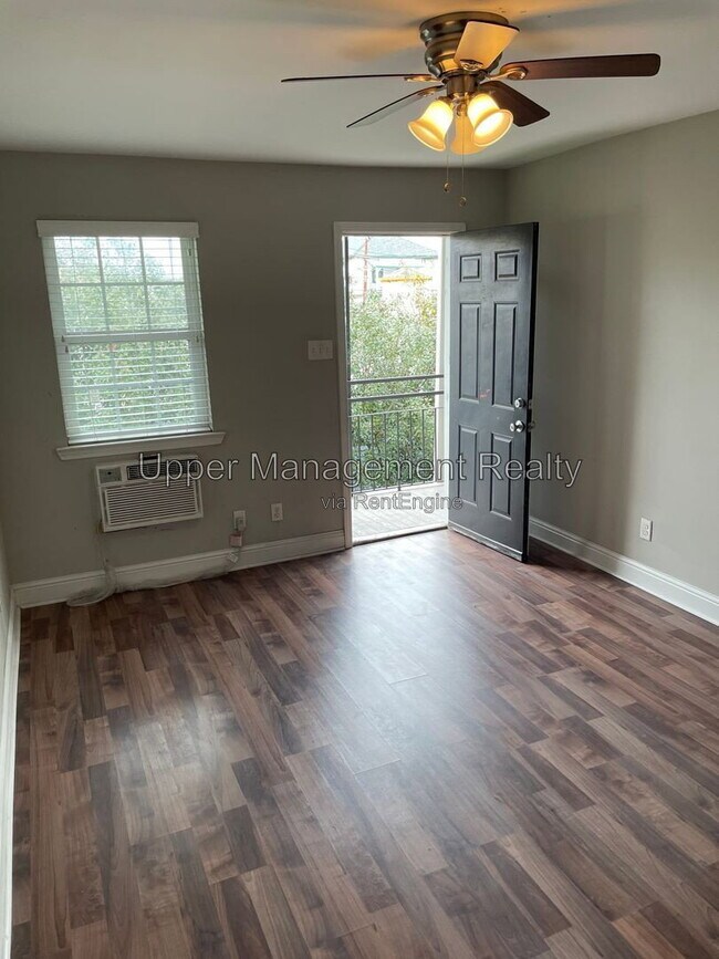 Foto del edificio - 2309 Baronne St