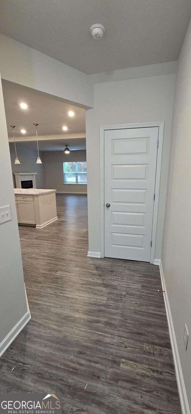 Building Photo - 128 Grant Dr