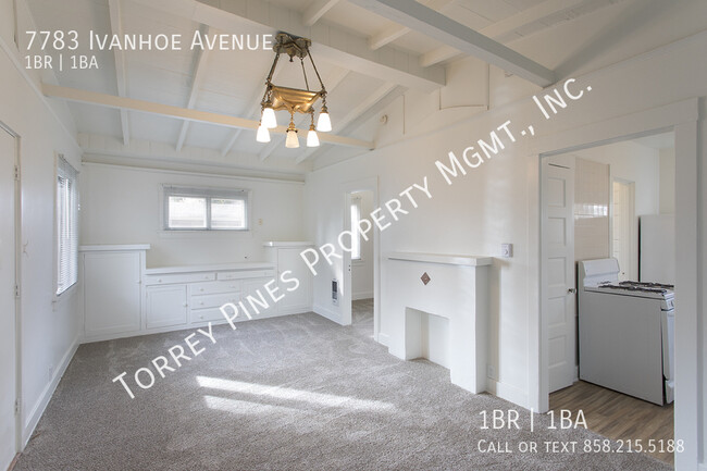 Building Photo - La Jolla: Beautiful Vintage Cottage in the...