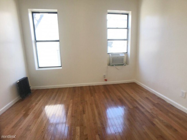 Foto del edificio - 3 br, 1 bath Apartment - 218 S 3rd Ave Unit 4