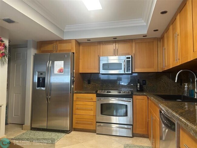 Foto del edificio - 3500 Galt Ocean Dr