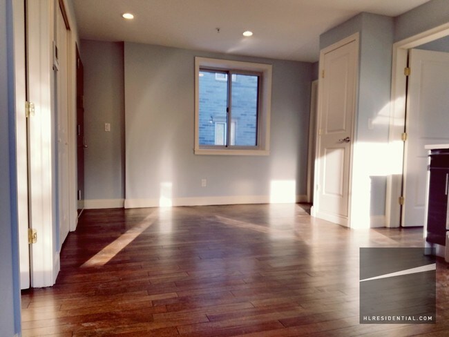 Building Photo - 3136 47th St