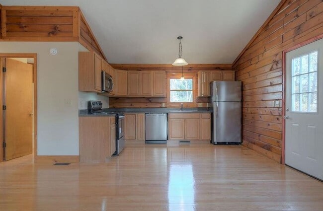 Foto del edificio - 550 Colhoun| Move In Ready!