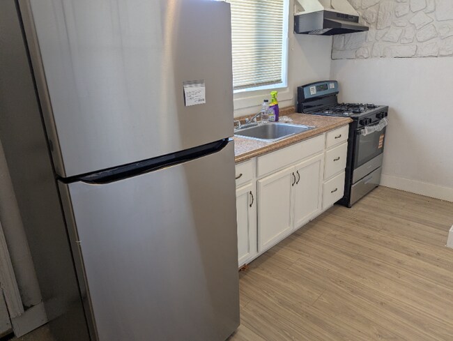 Foto del edificio - 1492 Princess Ave